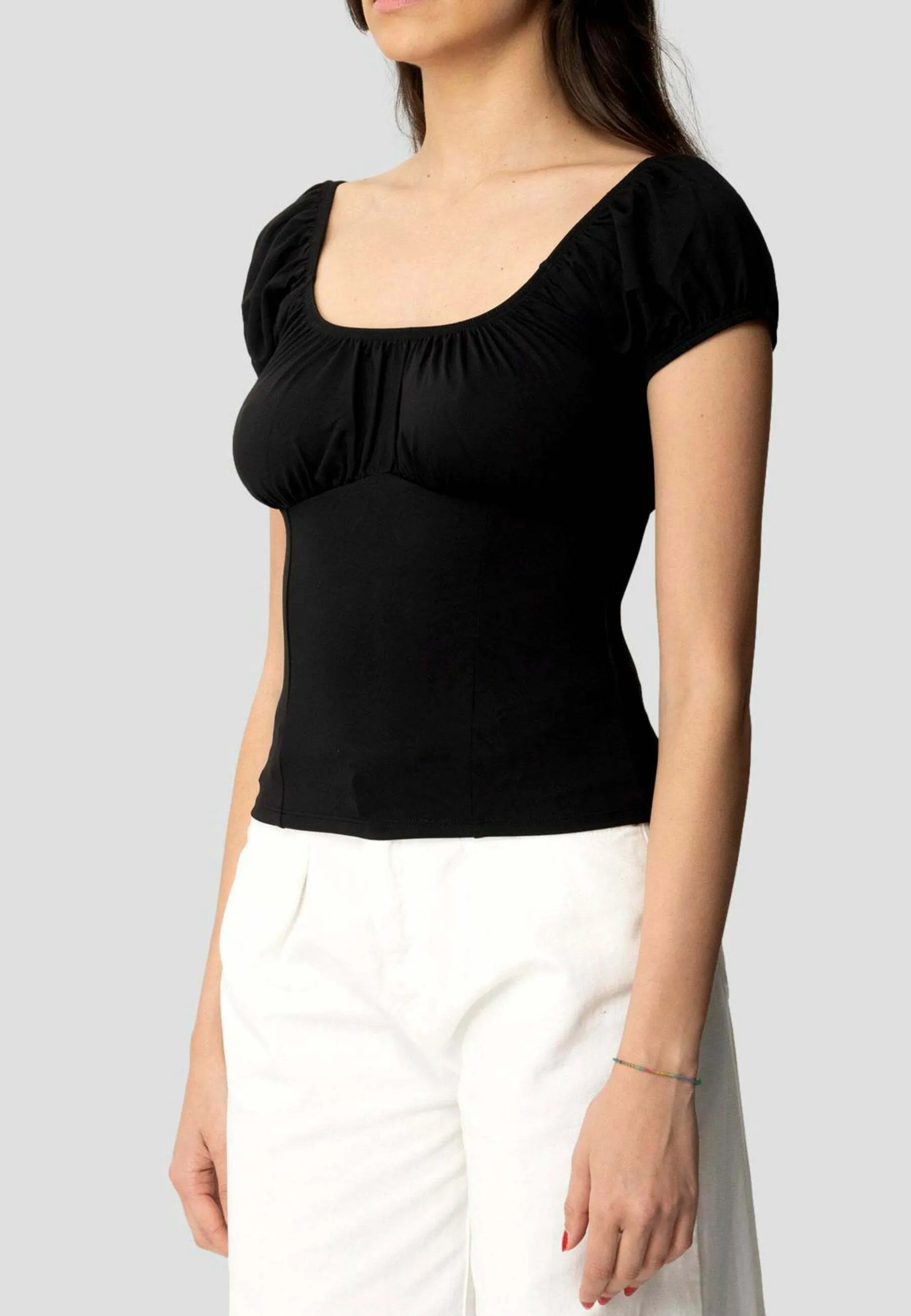 CECILIA - T-Shirt Basic